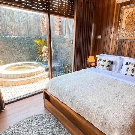 The Toya Bali - Private Room & Jacuzzi